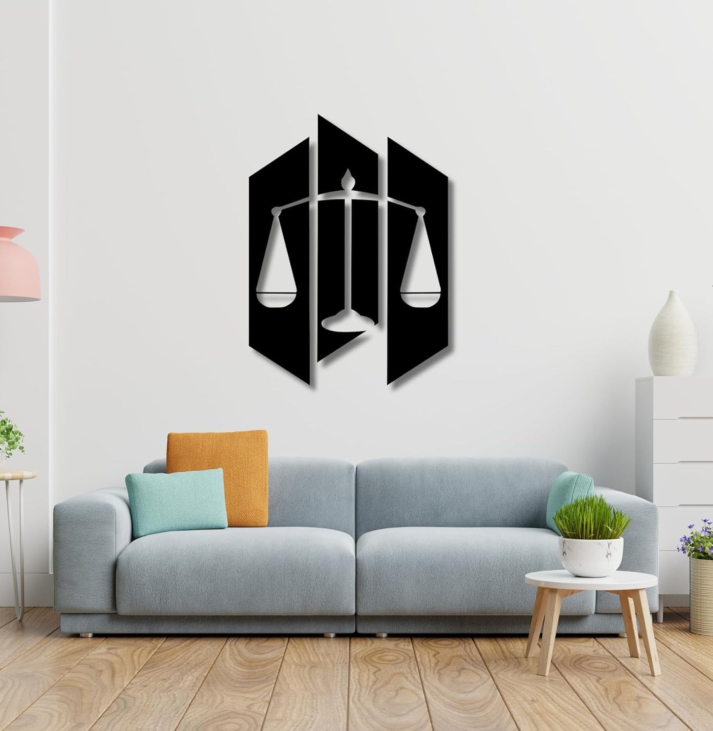 Scale of Justice Wall Decoration